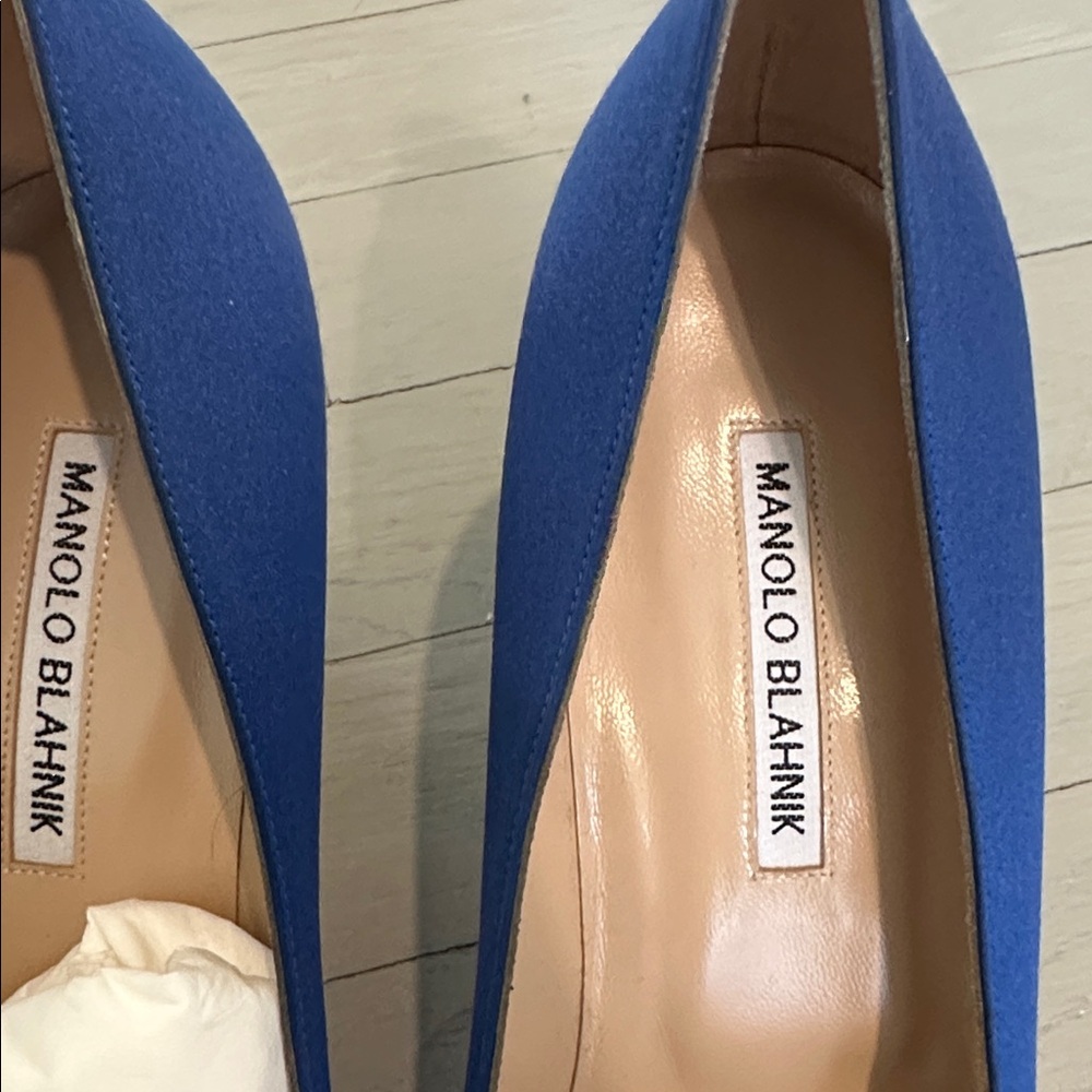 BNIB MANOLO BLANHIK HANGISI BLUE - Picture 5 of 8